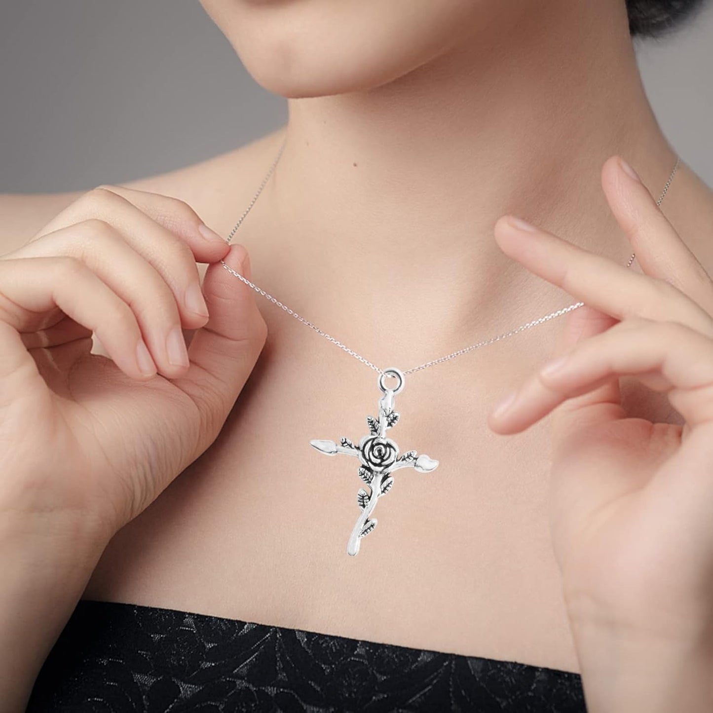 50pcs Antique Silver Cross Rose Flower Charms Vintage Alloy Cross Crucifix Shape with Flower Dangle Pendants Craft Supplies for DIY Necklace Bracelet Keychains Jewelry Making