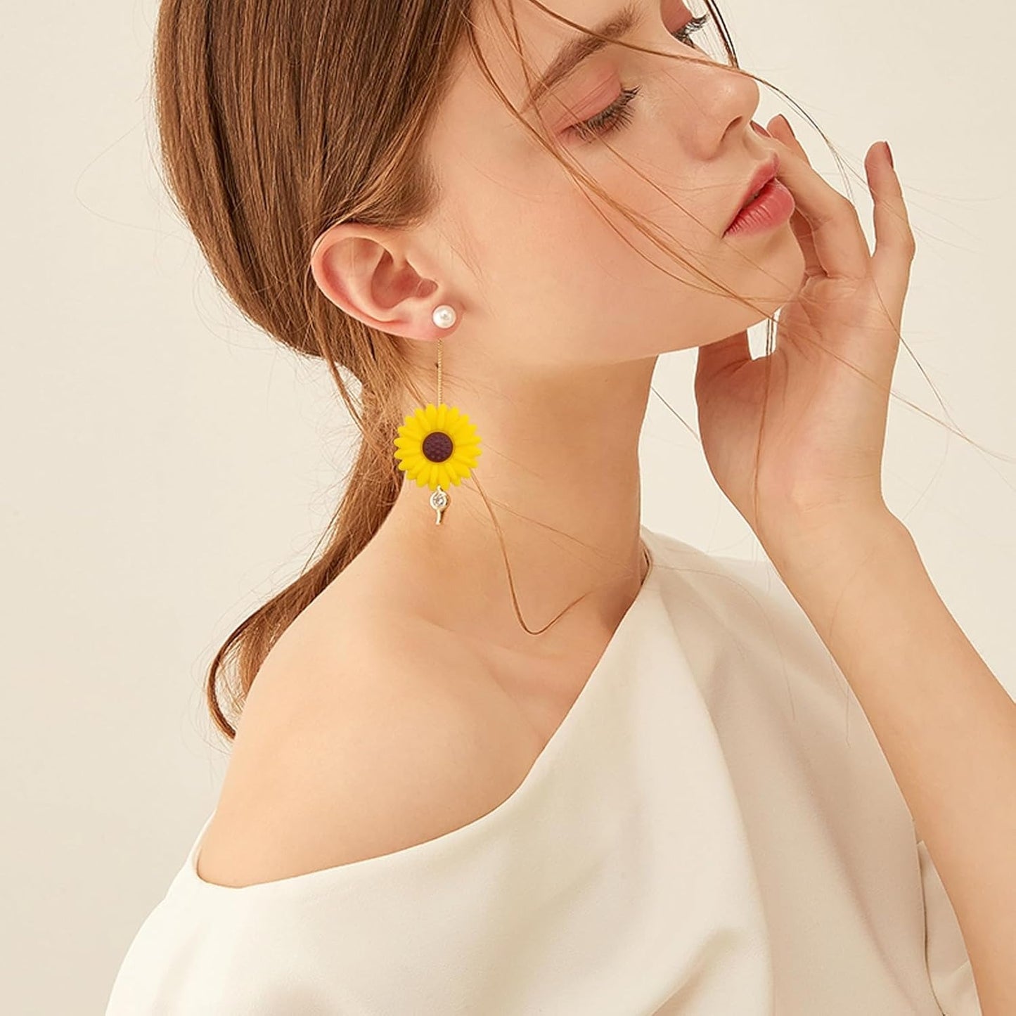 15pcs 20 mm Sunflower Silicone Daisy Flower Focal Flat Flower Shape Spacer Beads for DIY Keychains Lanyards Garlands Crafts Jewelry Making, 3 Colors